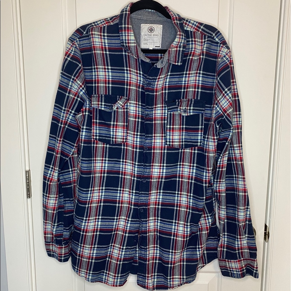 Men’s Red White and Blue Button Down Flannel XL